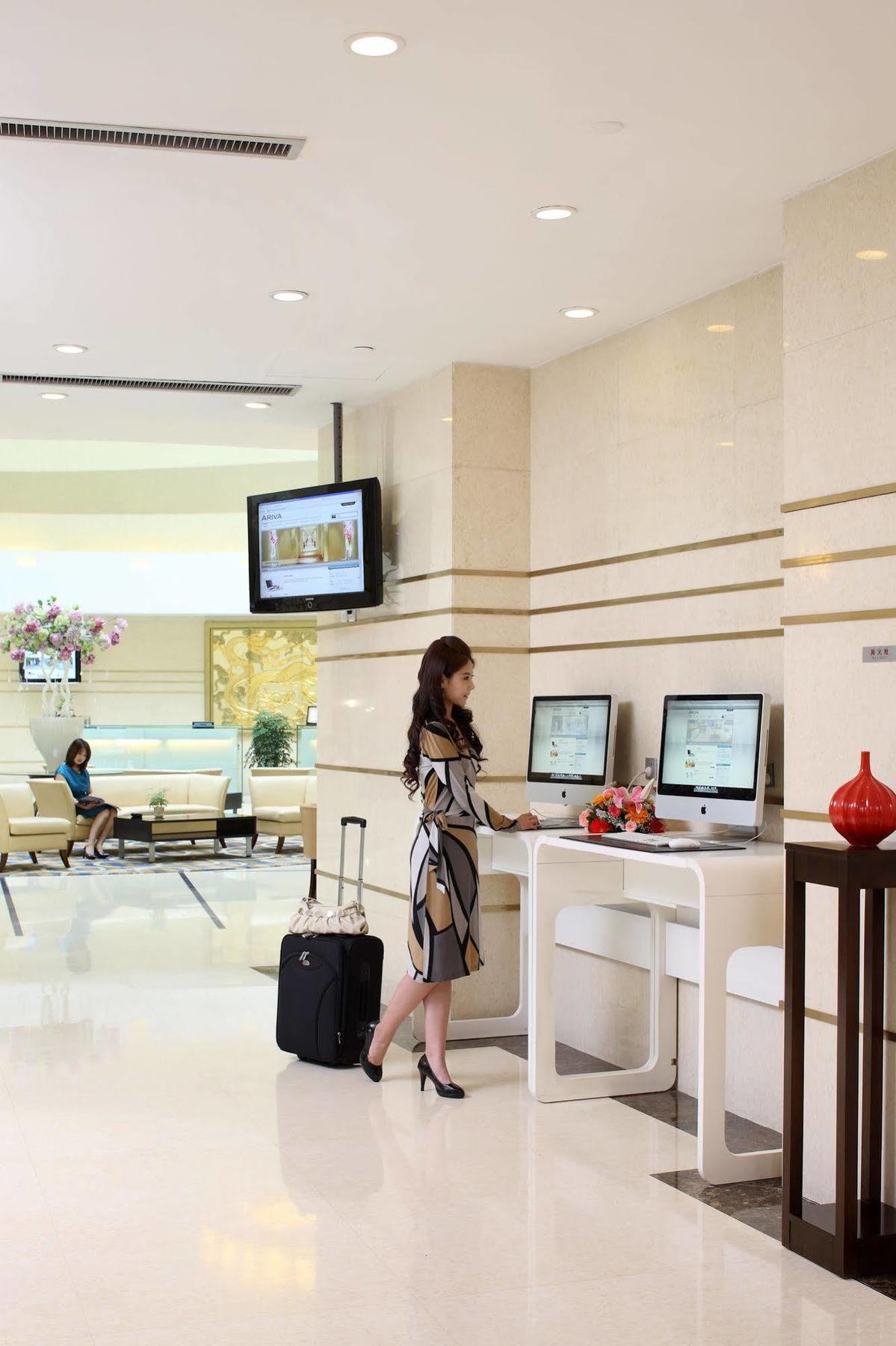 Ariva Beijing West Hotel Exterior photo